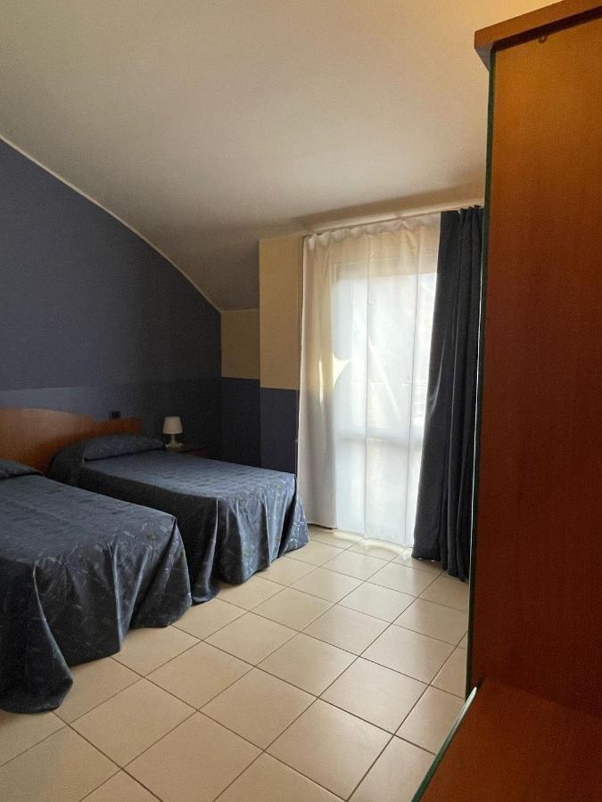 Hotel Arda Fiorenzuola Fiorenzuola dʼArda Exterior foto